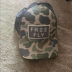 Free fly trucker hat